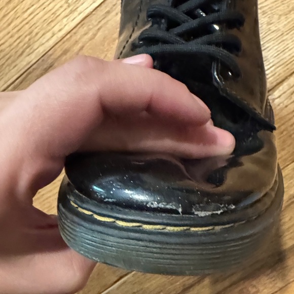 Junior 1460 Dr Marten Black Glitter Patent Leather Lace-Up Boots - Picture 4 of 4